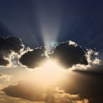 sun_streams_clouds